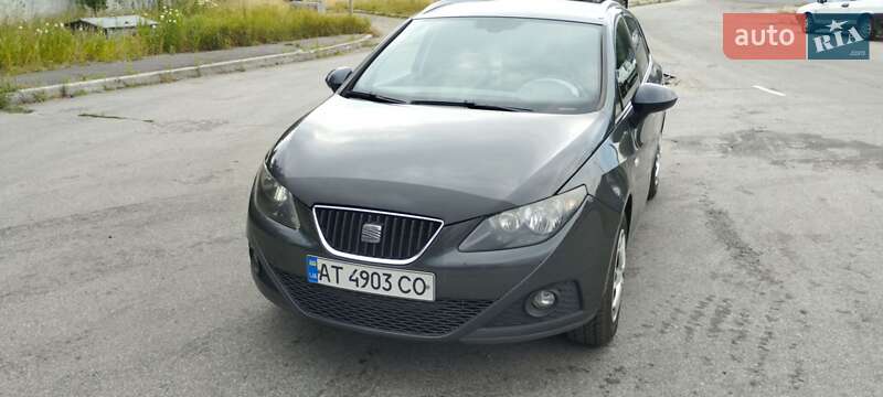 Хэтчбек SEAT Ibiza 2010 в Житомире