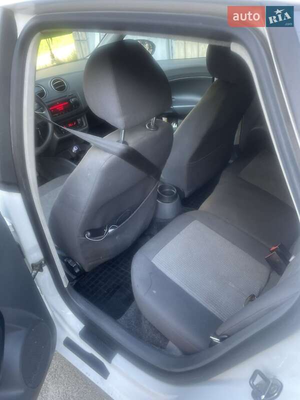 Хетчбек SEAT Ibiza 2011 в Києві