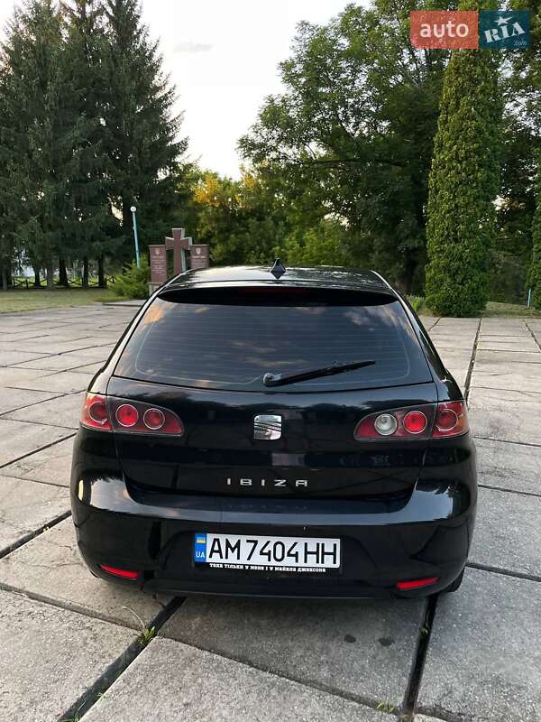 Хетчбек SEAT Ibiza 2006 в Хорошеві