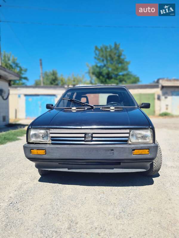 Хетчбек SEAT Ibiza 1989 в Запоріжжі