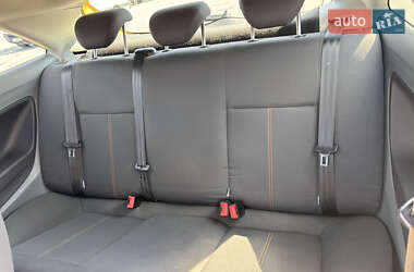 Хэтчбек SEAT Ibiza 2011 в 