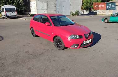 Хетчбек SEAT Ibiza 2007 в Дніпрі