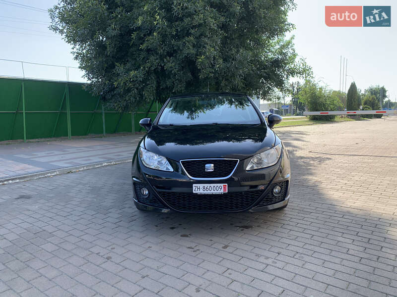 Хетчбек SEAT Ibiza 2010 в Рівному