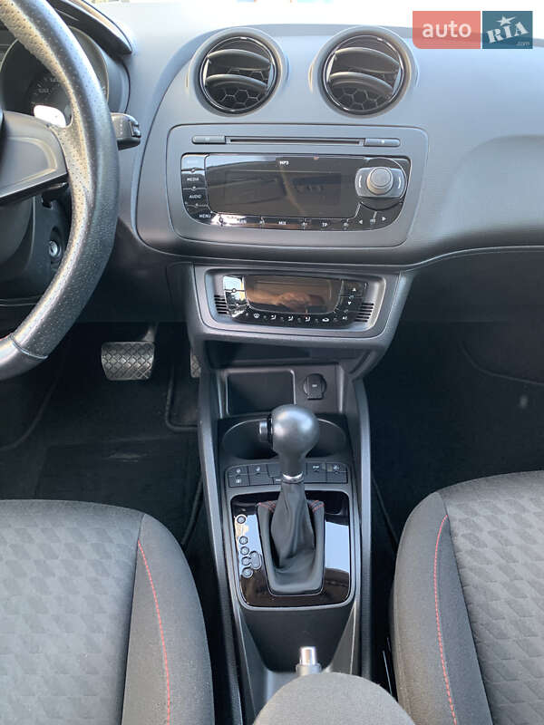 Хетчбек SEAT Ibiza 2010 в Рівному