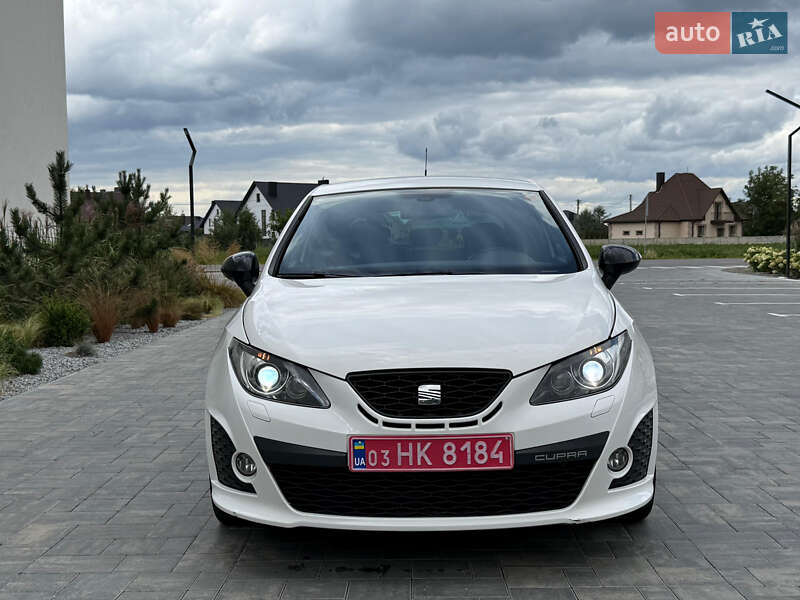 Хэтчбек SEAT Ibiza 2010 в Луцке