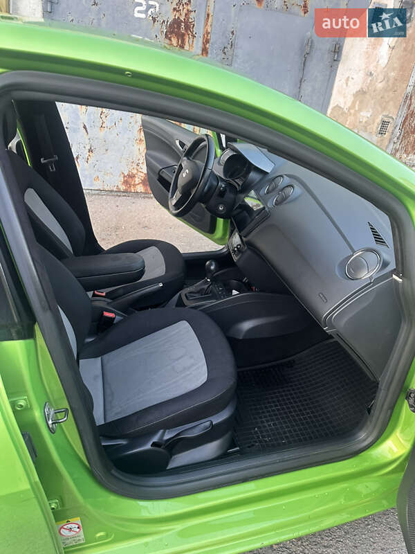 Хэтчбек SEAT Ibiza 2014 в Львове фото 11 Хэтчбек SEAT Ibiza 2014 в Львове