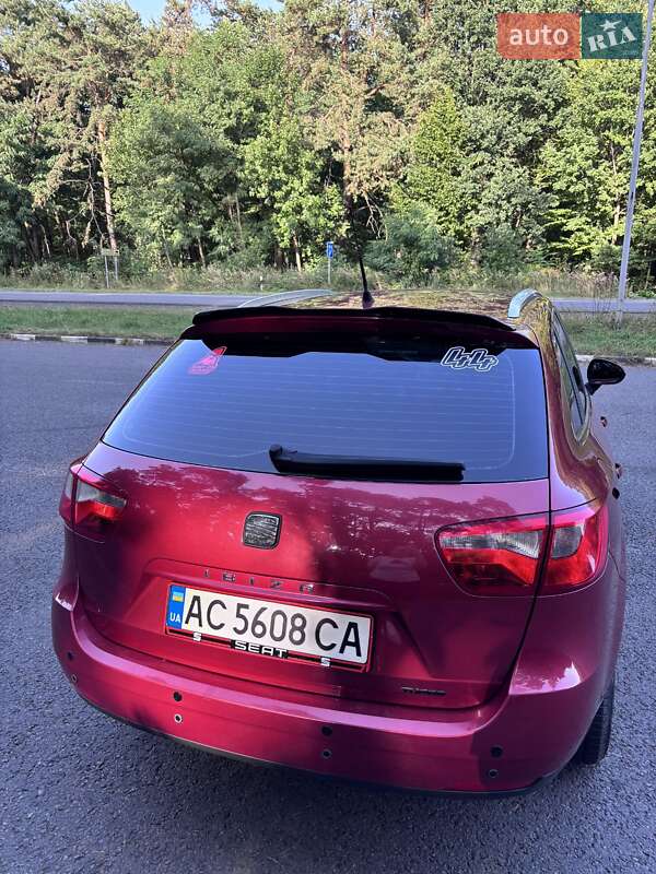 Хетчбек SEAT Ibiza 2011 в Луцьку