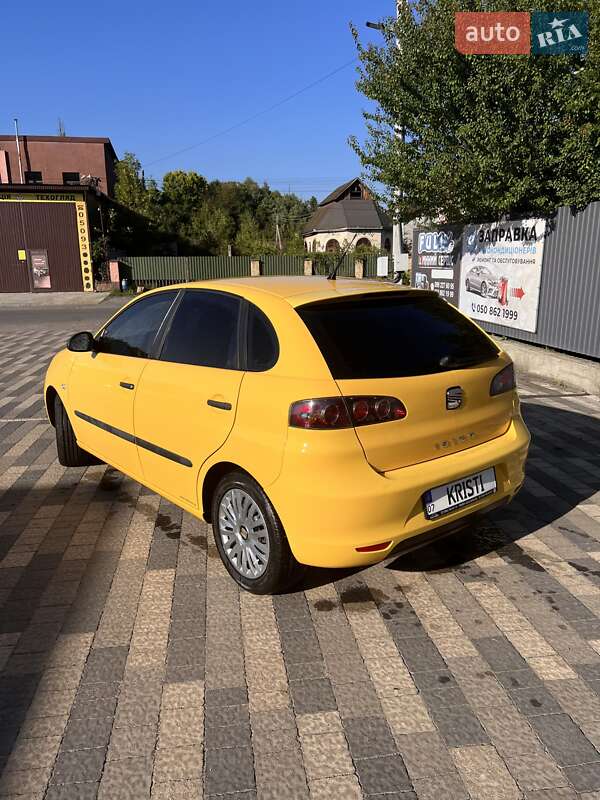 Хэтчбек SEAT Ibiza 2008 в Сваляве