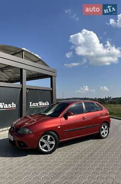 Хэтчбек SEAT Ibiza 2008 в Шумске