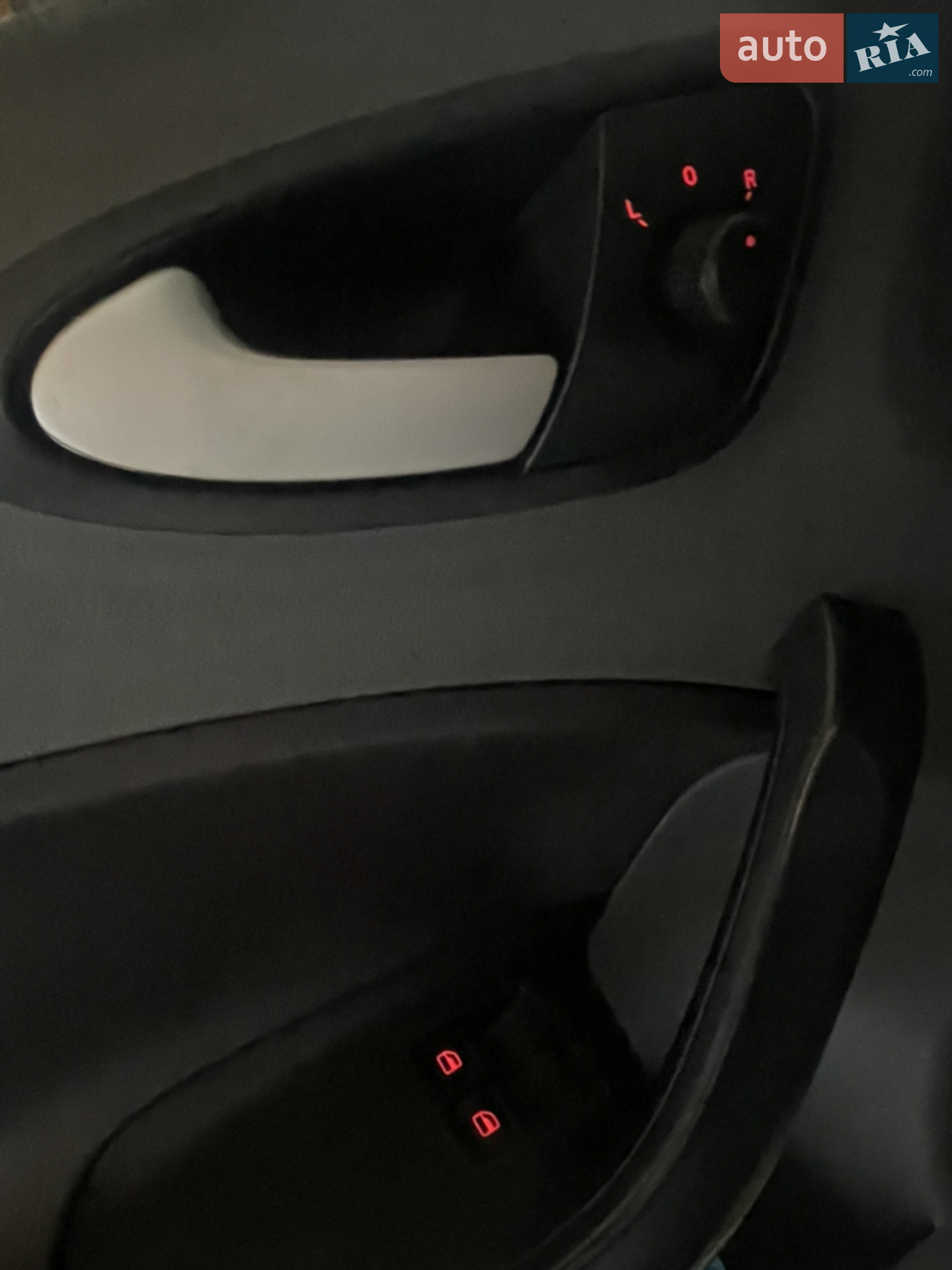 2012 SEAT Ibiza - мініатюра 15