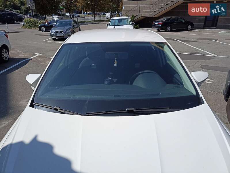 Хетчбек SEAT Ibiza 2019 в Києві фото 8 Хетчбек SEAT Ibiza 2019 в Києві