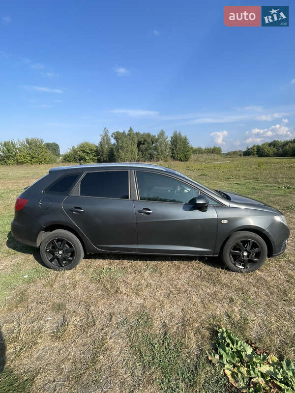 Універсал SEAT Ibiza 2010 в Рокитному
