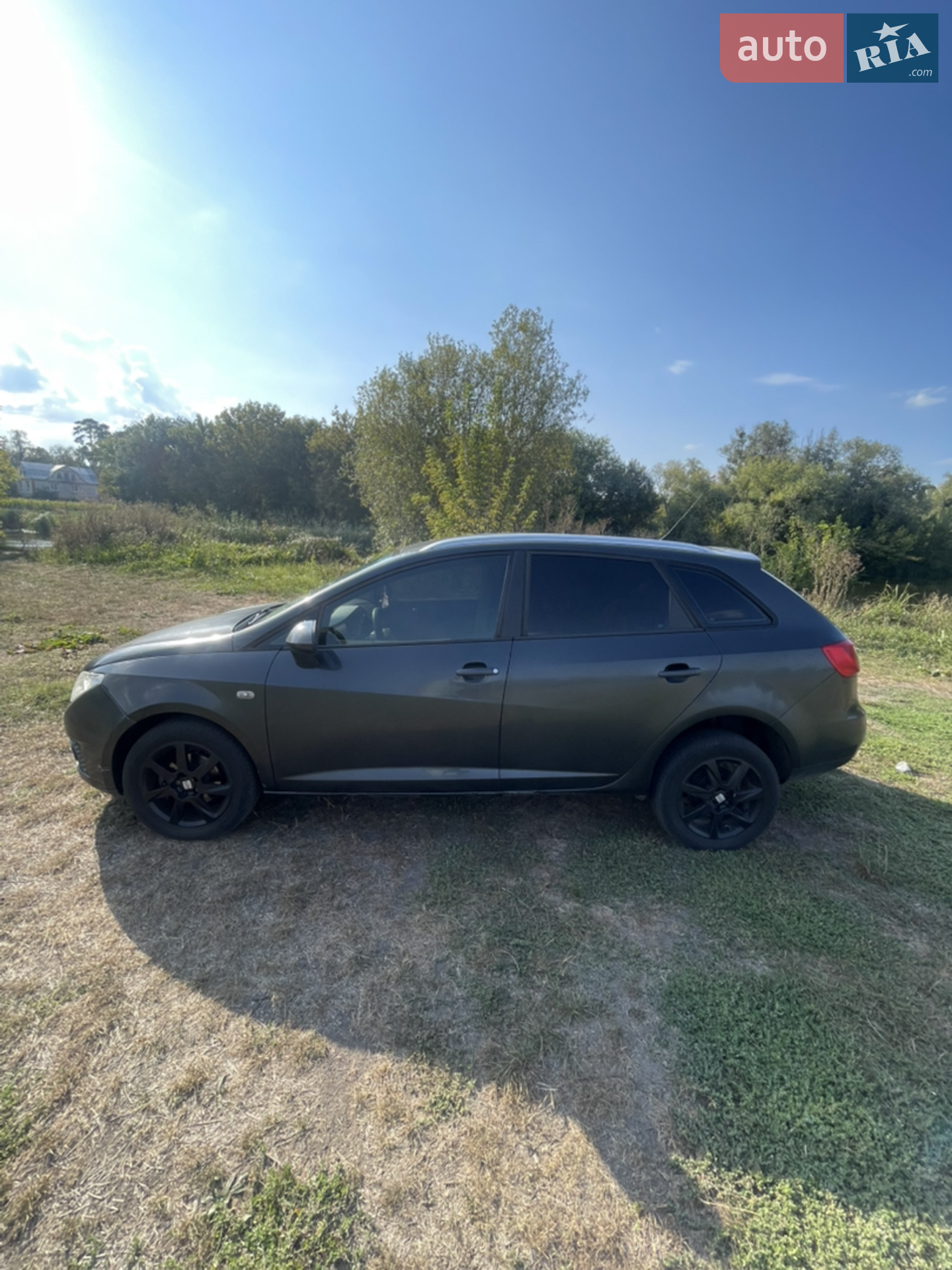 2010 SEAT Ibiza - мініатюра 13