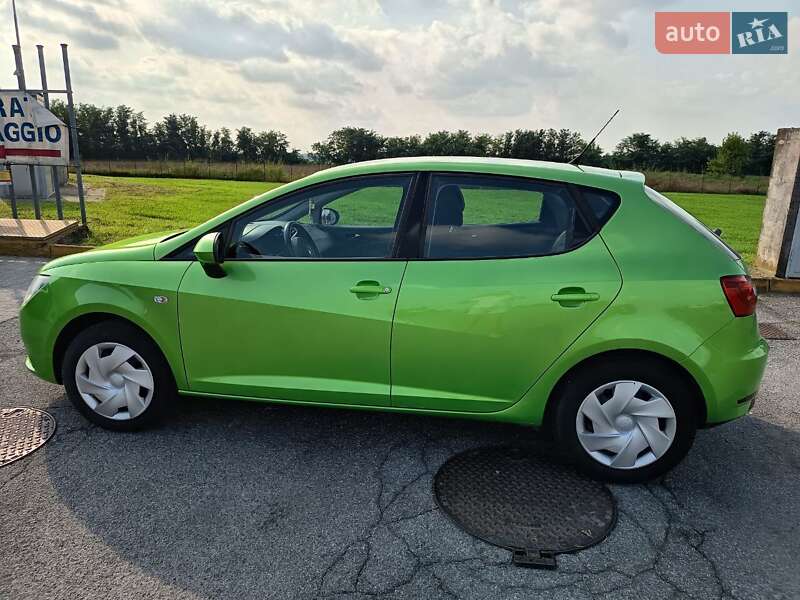 Хетчбек SEAT Ibiza 2013 в Києві фото 3 Хетчбек SEAT Ibiza 2013 в Києві