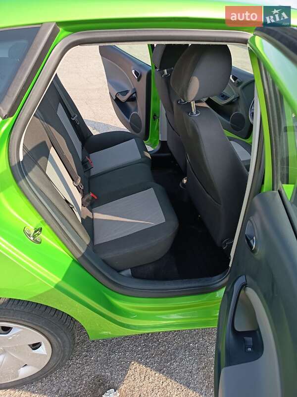 Хетчбек SEAT Ibiza 2013 в Києві фото 14 Хетчбек SEAT Ibiza 2013 в Києві