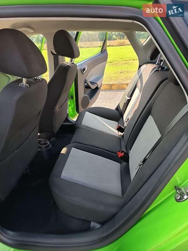 Хетчбек SEAT Ibiza 2013 в Києві фото 15 Хетчбек SEAT Ibiza 2013 в Києві