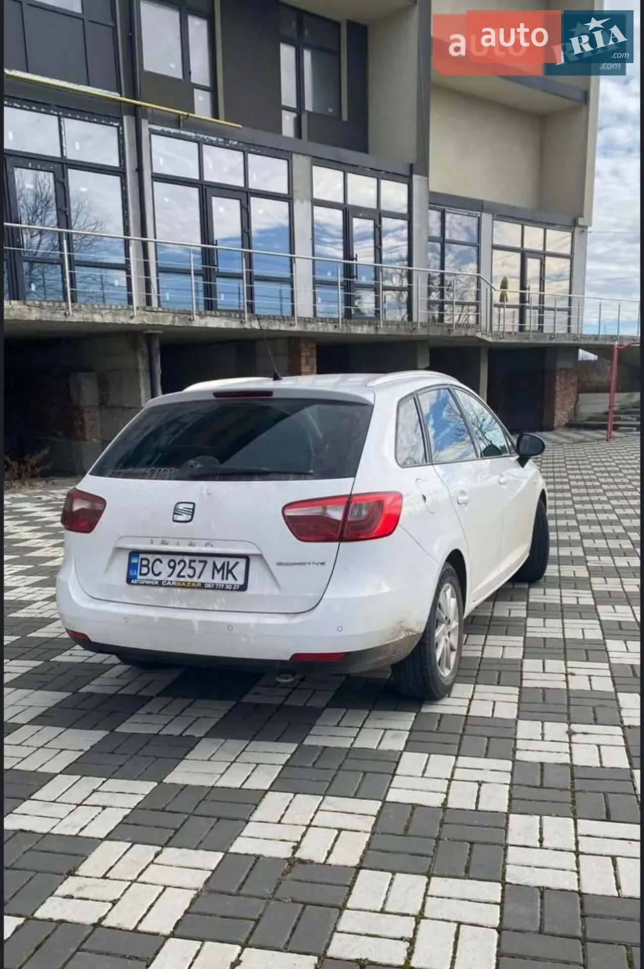 2013 SEAT Ibiza - мініатюра 2