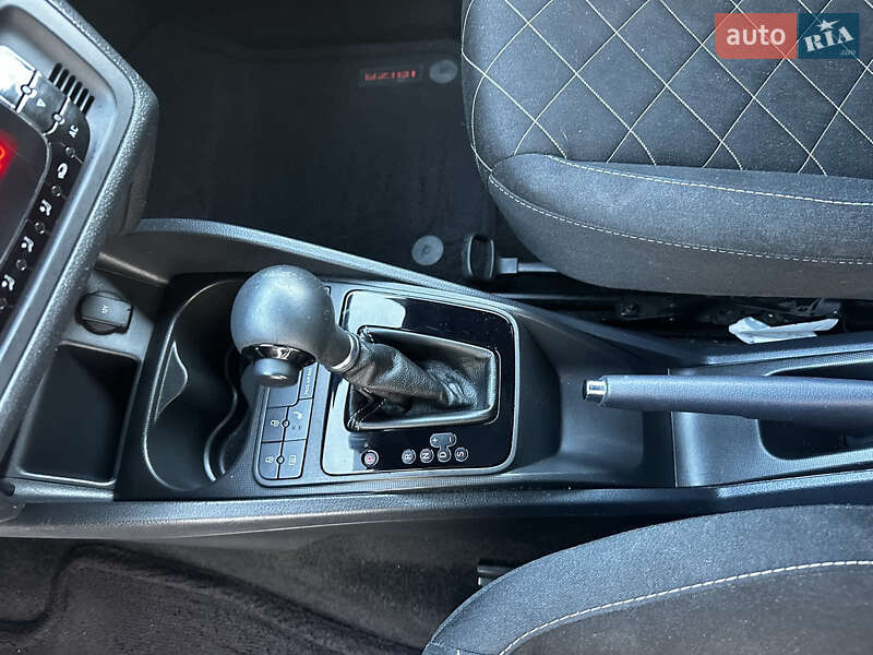 Хэтчбек SEAT Ibiza 2011 в Броварах