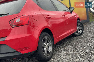 Хэтчбек SEAT Ibiza 2013 в 