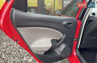 Хэтчбек SEAT Ibiza 2013 в 