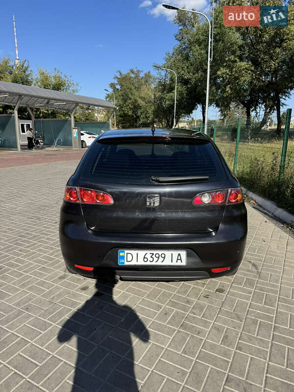 Хетчбек SEAT Ibiza 2008 в Києві
