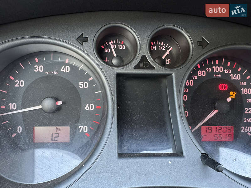 Хетчбек SEAT Ibiza 2008 в Києві