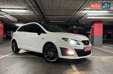 Хэтчбек SEAT Ibiza 2010 в 