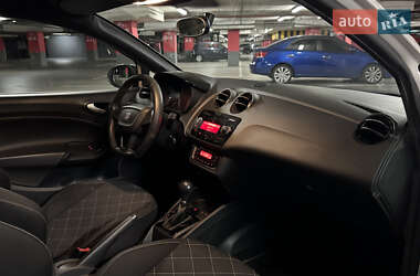Хэтчбек SEAT Ibiza 2010 в 