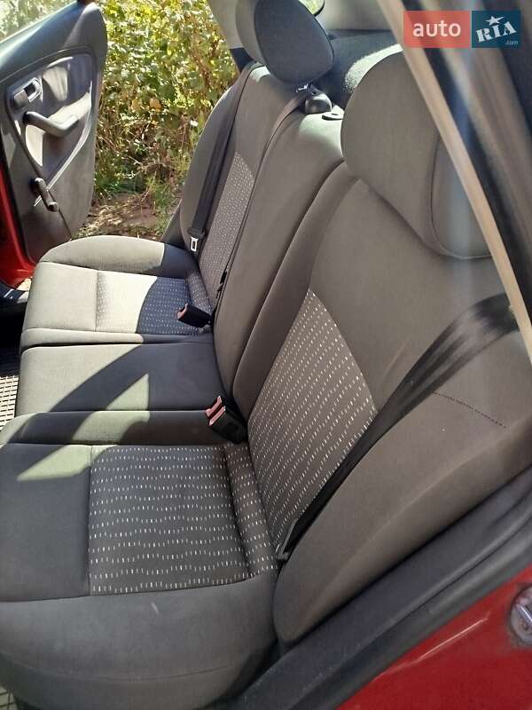 Хэтчбек SEAT Ibiza 2004 в Ивано-Франковске