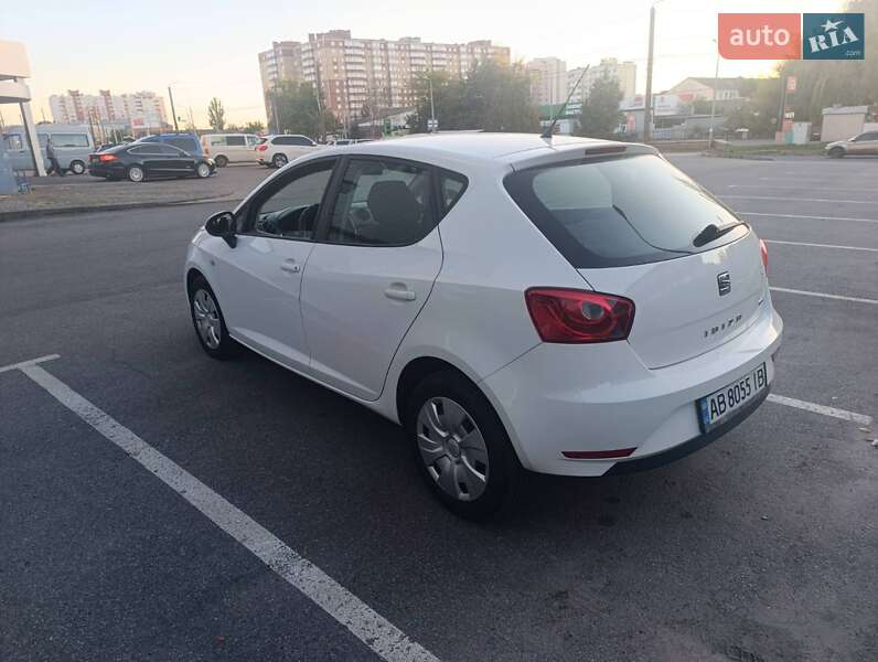 Хэтчбек SEAT Ibiza 2015 в Виннице
