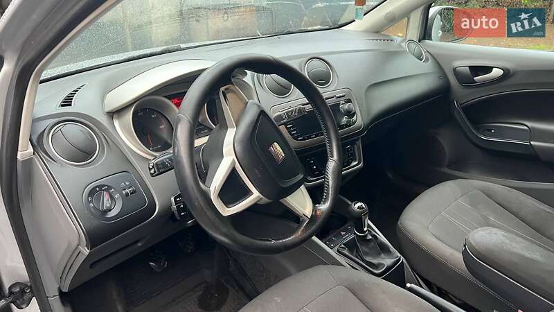 Универсал SEAT Ibiza 2011 в Вознесенске фото 4 Универсал SEAT Ibiza 2011 в Вознесенске