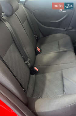 Хетчбек SEAT Ibiza 2005 в  фото 9 Хетчбек SEAT Ibiza 2005 в