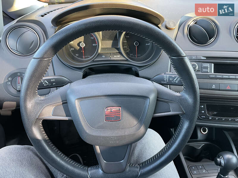 Хетчбек SEAT Ibiza 2013 в Львові фото 6 Хетчбек SEAT Ibiza 2013 в Львові