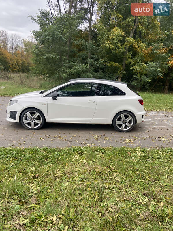 Хэтчбек SEAT Ibiza 2011 в Дунаевцах фото 8 Хэтчбек SEAT Ibiza 2011 в Дунаевцах