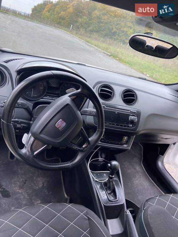 Хэтчбек SEAT Ibiza 2011 в Дунаевцах фото 16 Хэтчбек SEAT Ibiza 2011 в Дунаевцах