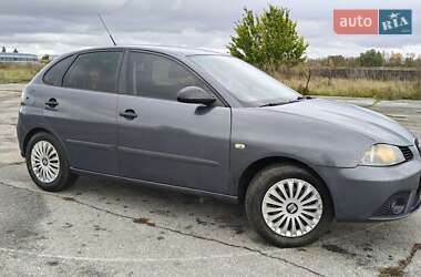Хэтчбек SEAT Ibiza 2008 в  фото 3 Хэтчбек SEAT Ibiza 2008 в