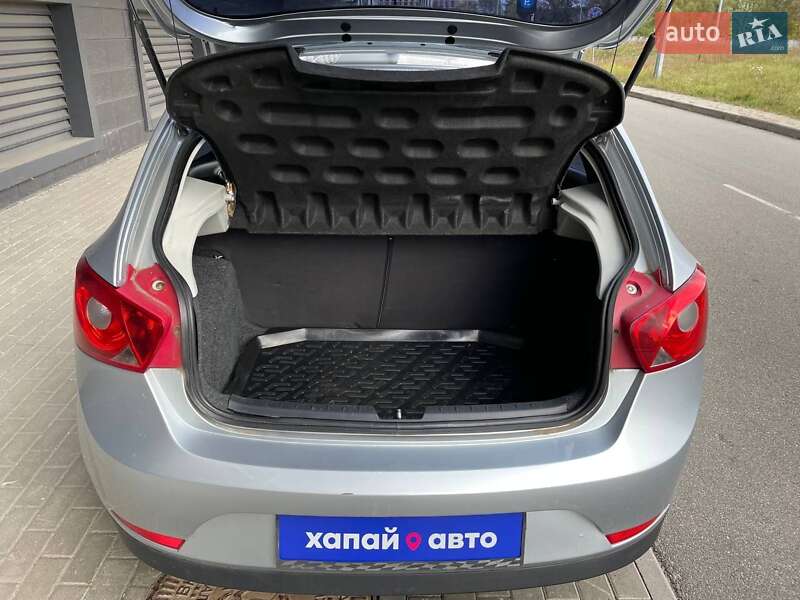 Хэтчбек SEAT Ibiza 2011 в Киеве фото 15 Хэтчбек SEAT Ibiza 2011 в Киеве