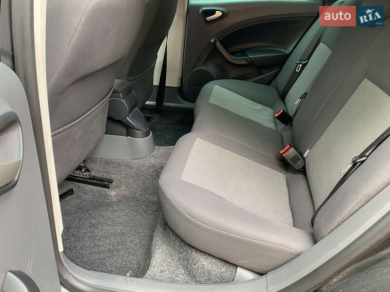 Универсал SEAT Ibiza 2010 в Измаиле фото 33 Универсал SEAT Ibiza 2010 в Измаиле