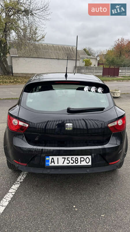 Хетчбек SEAT Ibiza 2011 в Макарові