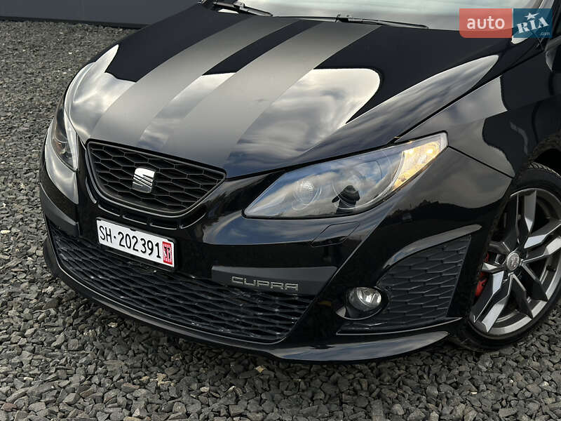 Хэтчбек SEAT Ibiza 2011 в Луцке
