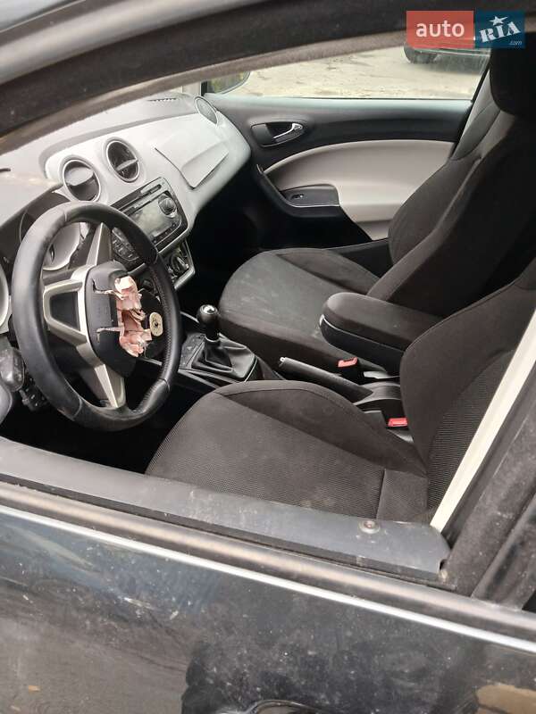 Хэтчбек SEAT Ibiza 2008 в Виннице