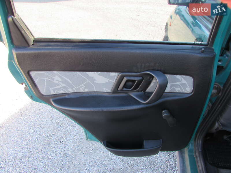 Хэтчбек SEAT Ibiza 1993 в Кропивницком фото 11 Хэтчбек SEAT Ibiza 1993 в Кропивницком