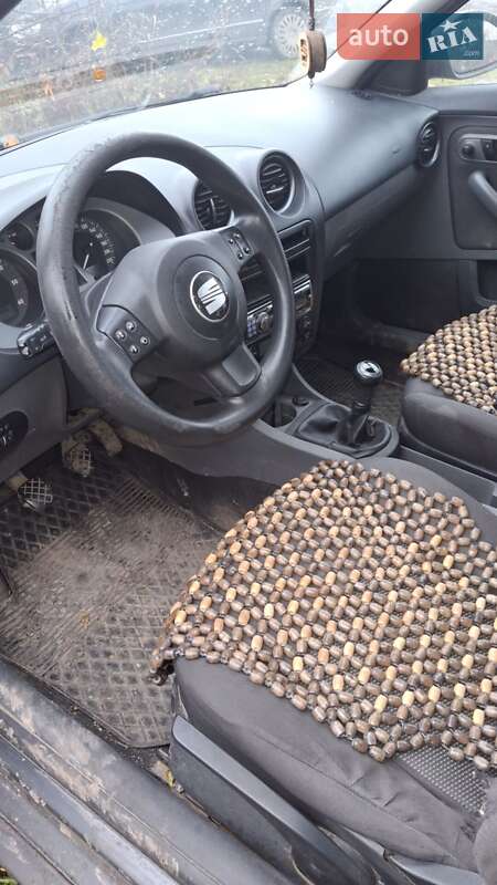 Хэтчбек SEAT Ibiza 2009 в Ярмолинцах