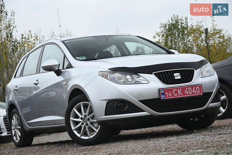 SEAT Ibiza 2011 SEAT Ibiza 2011