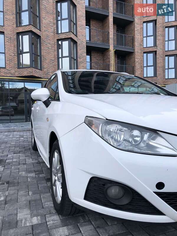 Хэтчбек SEAT Ibiza 2011 в Виннице фото 6 Хэтчбек SEAT Ibiza 2011 в Виннице