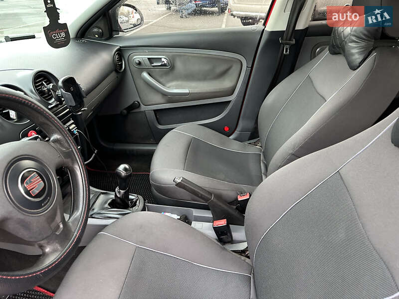 Хэтчбек SEAT Ibiza 2006 в Киеве фото 17 Хэтчбек SEAT Ibiza 2006 в Киеве