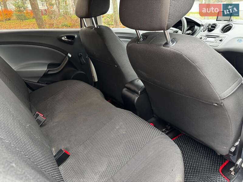 Хетчбек SEAT Ibiza 2013 в Києві