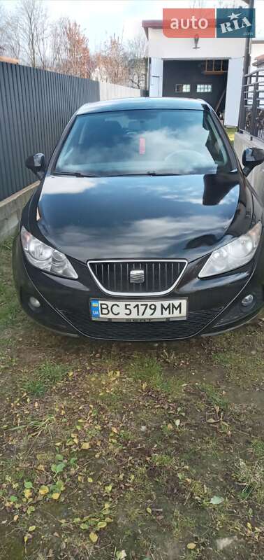 Хэтчбек SEAT Ibiza 2009 в Городке фото Хэтчбек SEAT Ibiza 2009 в Городке