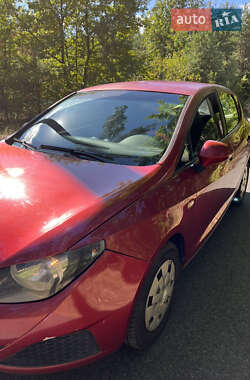 Хэтчбек SEAT Ibiza 2011 в Вышгороде