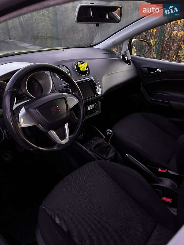 Хэтчбек SEAT Ibiza 2008 в Ровно фото 11 Хэтчбек SEAT Ibiza 2008 в Ровно